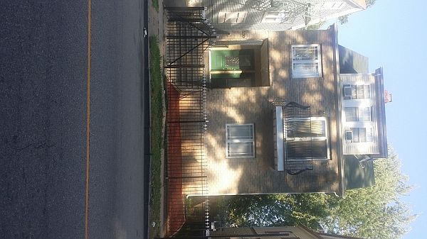 1st image of 530 S Clinton St