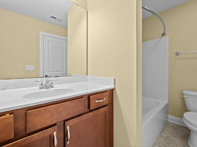 118 Cypress Cir — Photo 43
