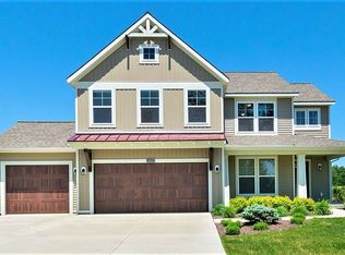 12025 Harvest Home Dr SE, Lowell, MI 49331