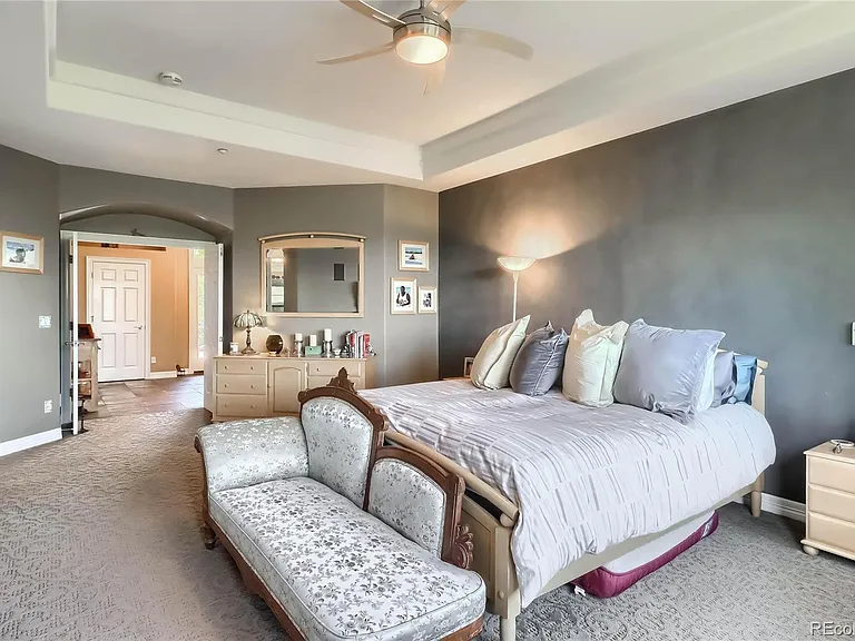 735 Evening Star Ct — Photo 32