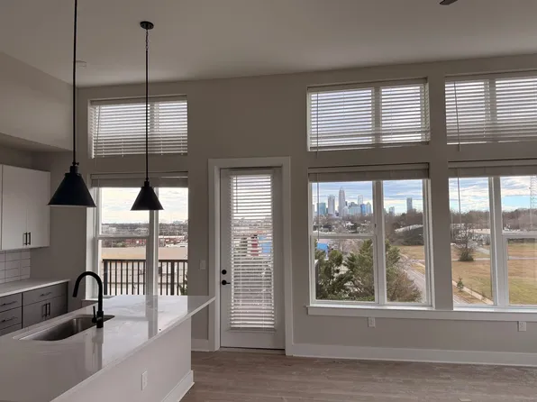 NuVo 27, 2325 N Tryon St #0177c5f0b, Charlotte, NC 28206