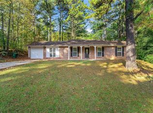 1829 Taffeta Trl, Lithonia, GA 30058