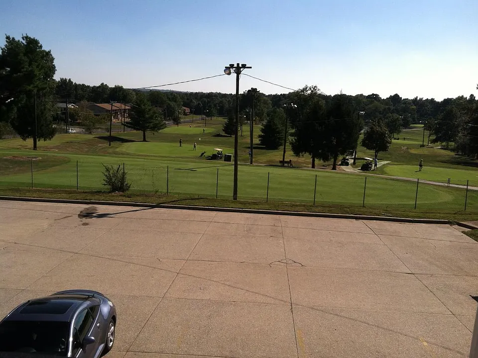 223 Anderson Ln