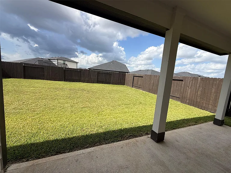 28934 Lupo River Ct — Photo 37