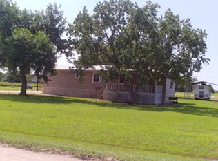 160 S Tupelo St, Palacios, TX 77465