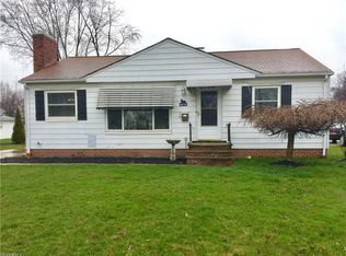 7581 Skylark Dr, Parma, OH