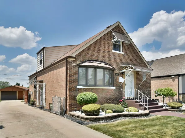 5834 S Nordica Ave, Chicago, IL 60638