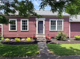 111 Monroe St, Sackets Harbor, NY 13685