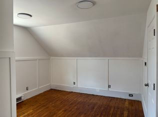 43 Tweed St FLOOR 3, Pawtucket, RI 02861