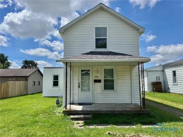 209 Grape St, Fostoria, OH 44830