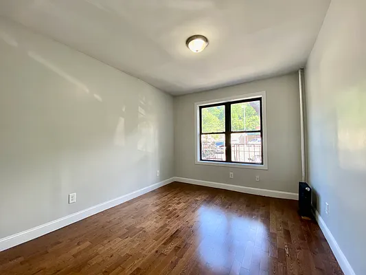 Rented by Compass | media 13