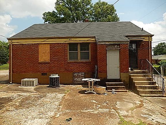 5th image of 1521 Jeannine St