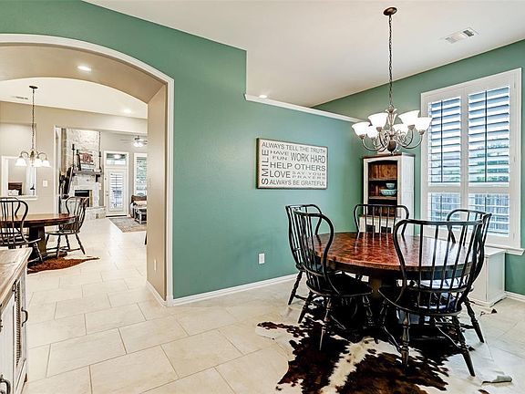 5th image of 6023 Hedgepark Dr