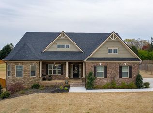 204 Wilde Oak Ct, Canton, GA 30115