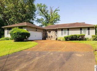 101 Golf Cart Dr, Mayfield, KY 42066