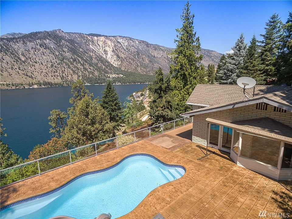 1st image of 2875 Lakeshore Dr