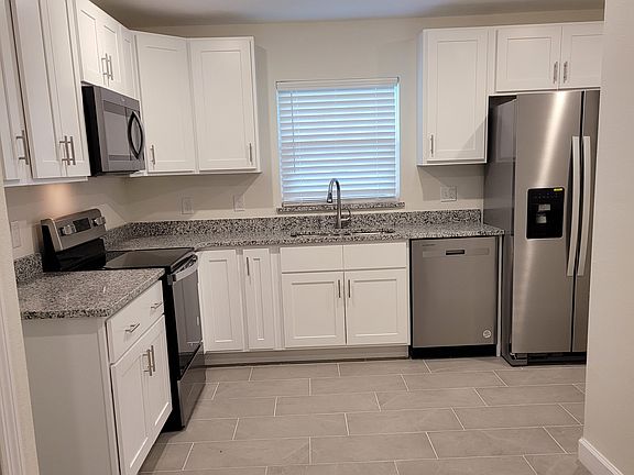 2nd image of 1239 1st Ave
