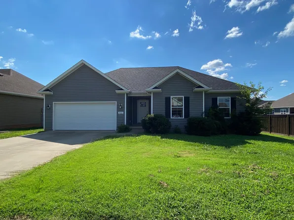 813 Pleasant Meadow Ln, Bowling Green, KY 42104
