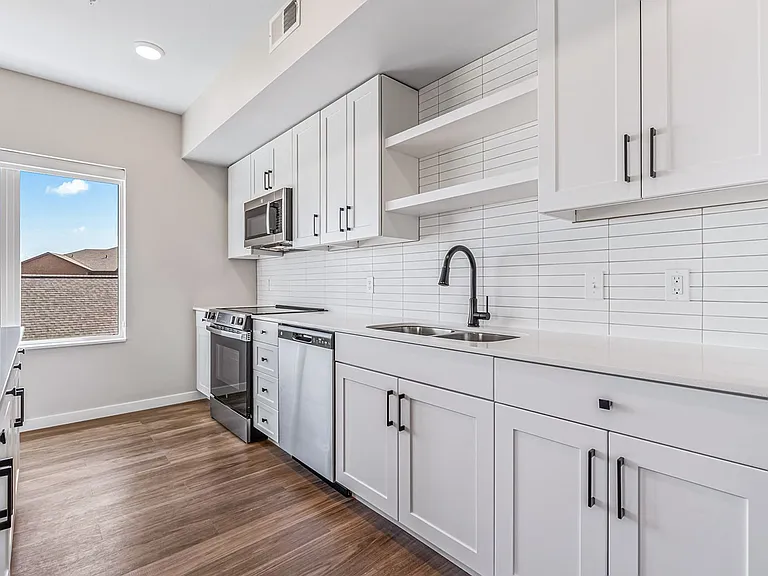 Asher Apartments - LIMITED-TIME OFFER 8 WEEKS FREE! — Photo 139