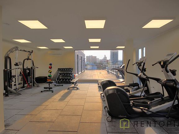 5th image of 276 Nostrand Ave #3L