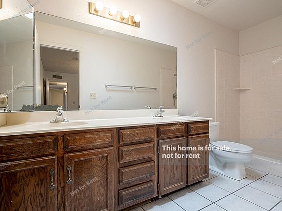 4th image of 4414 E Covina St