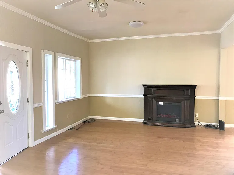 3316 Claremont Ave S — Photo 3