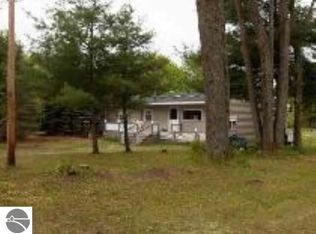 7057 E St NE, Kalkaska, MI 49646