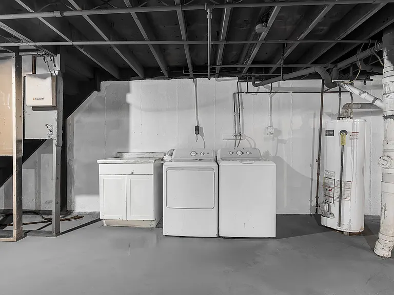 3021 Henrietta St — Photo 18