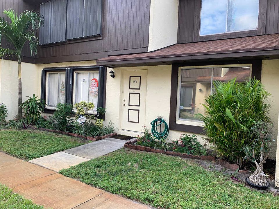 1st image of 5368 Bosque Ln APT 125