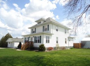 10126 Bishop Rd, La Porte City, IA 50651