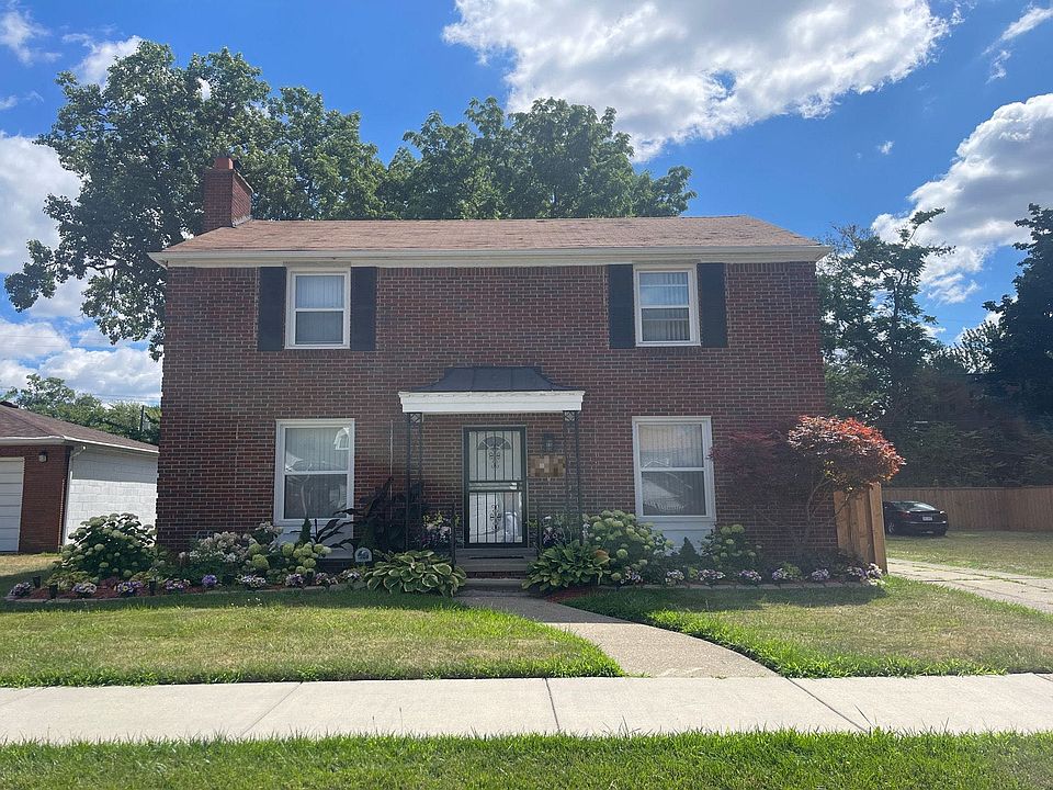 1st image of 17332 Birchcrest Dr