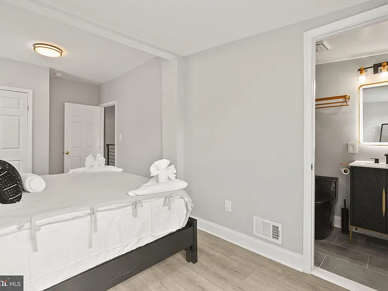 6314 7th St NW #UPPER LEVEL — Photo 26