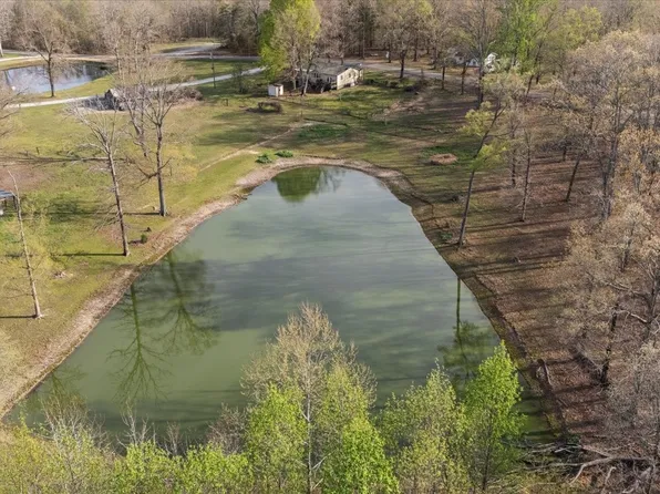 2308 Jack Saunders Rd, Waverly, TN 37185