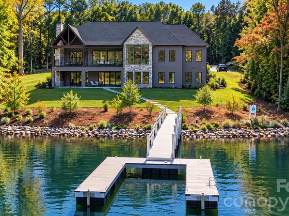 505 Kemp Rd, Mooresville, NC 28117