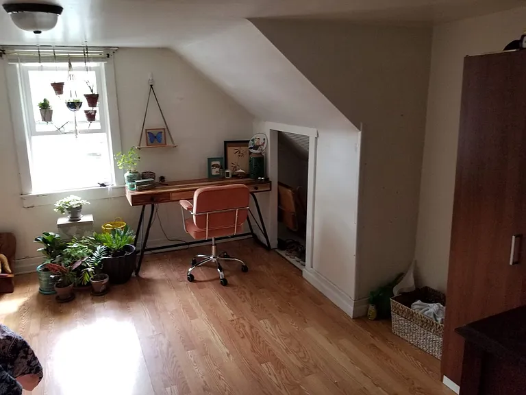 22 Mildred Ave — Photo 8