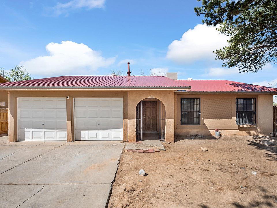 1st image of 2711 Llano Encantado NW