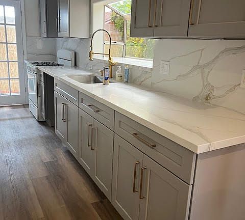 5th image of 4438 Briggs Ave #1/2