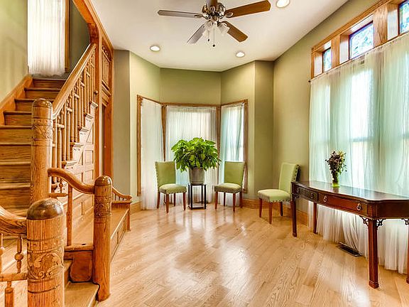 2nd image of 4630 S Greenwood Ave #3S