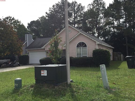 4th image of 142 Carriage Hill Dr