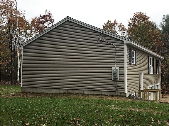 4th image of 25 Hooper Hill Road