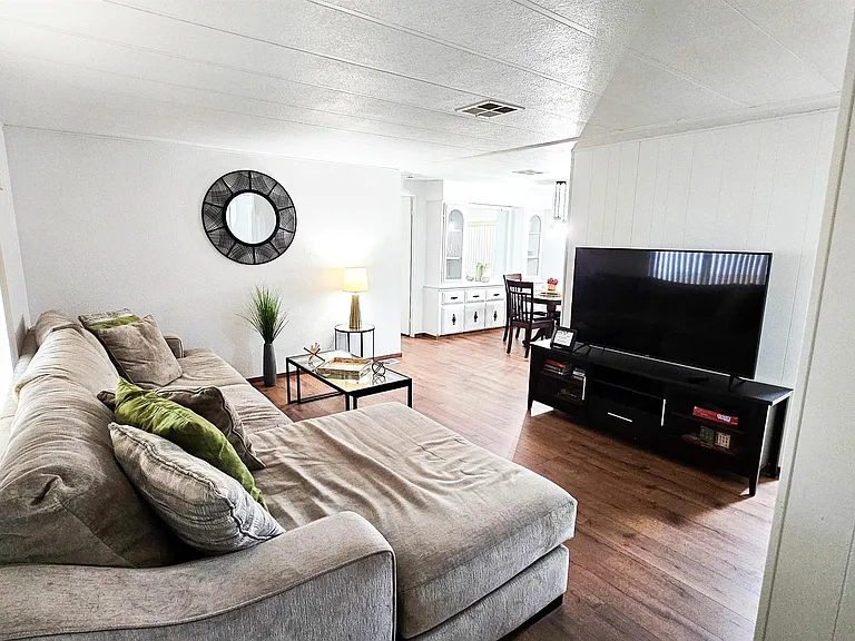10584 E Amber Dr — Photo 10