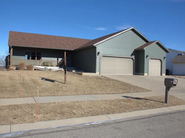 1119 Southern Hills Ln SW, Rochester, MN 55902