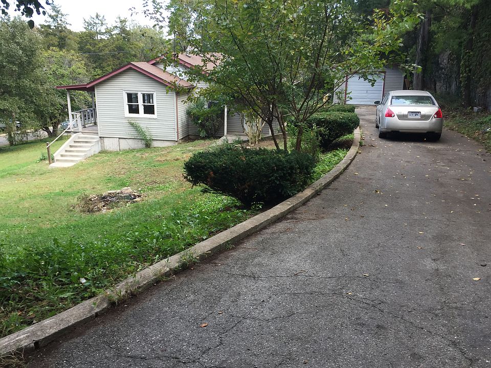 1st image of 822 W Atlantic St