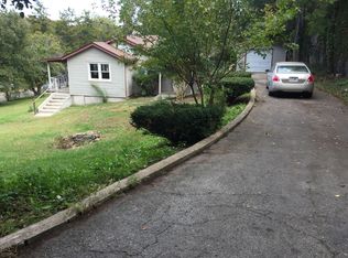 822 W Atlantic St, Branson, MO 65616