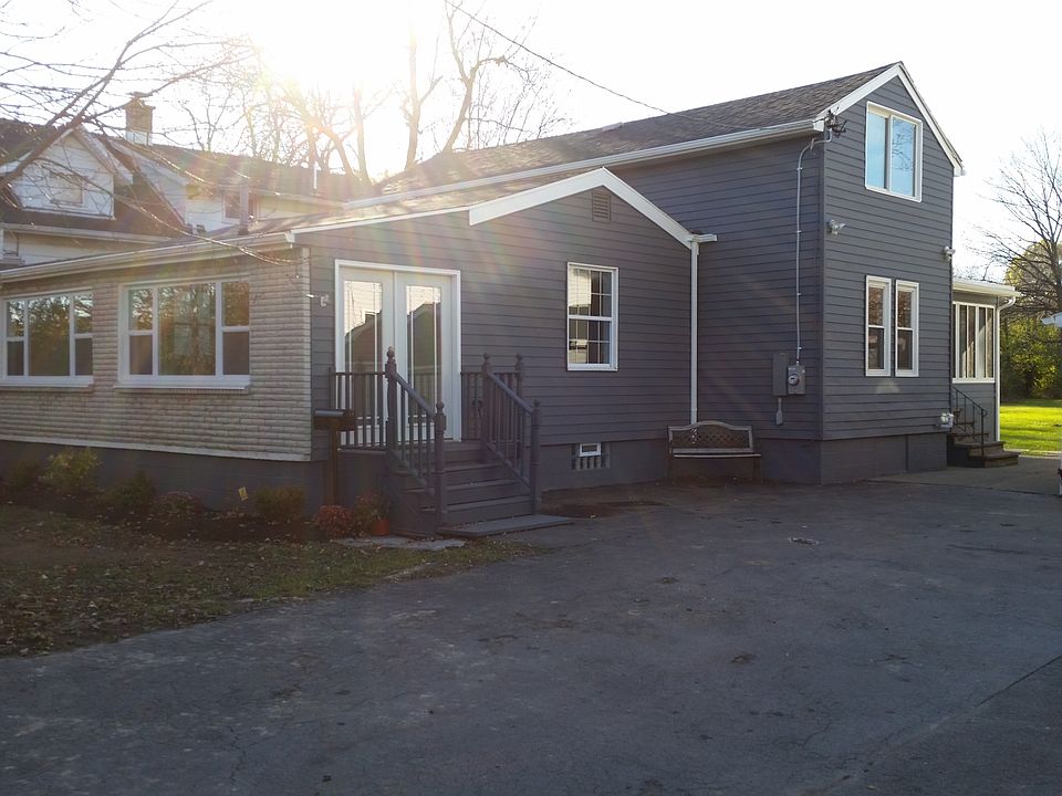 Looking from street! 