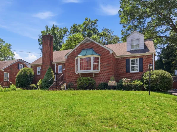 7322 Edmonston Rd, College Park, MD 20740