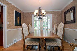 Breakfast/Dining Room