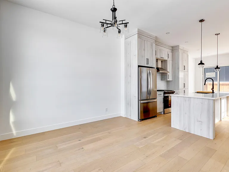 2144 51st Ave SW — Photo 8