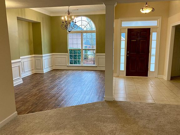 Dining Room-Foyer