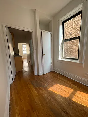 Rented by Peter R. Hungerford, LREB | media 12